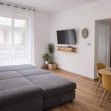 Domus Moeca Apartment Martinsicuro